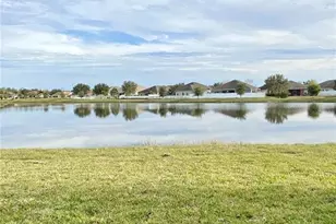 33879 Astoria Cir, Wesley Chapel, FL 33545 - Photo 58