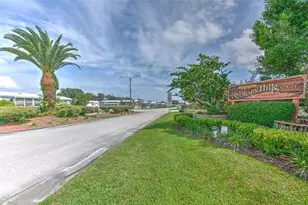 35207 Makenzie St, Zephyrhills, FL 33541 - Photo 36