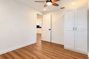 8713 N 39th St, Tampa, FL 33604 - Photo 12