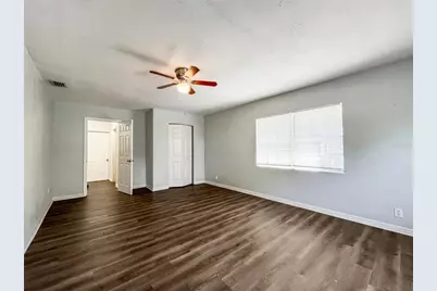 4523 Dolphin Drive, Tampa, FL 33617 - Photo 8
