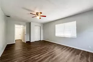 4523 Dolphin Dr, Tampa, FL 33617 - Photo 8