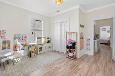 210 W Euclid Avenue, Tampa, FL 33602 - Photo 22