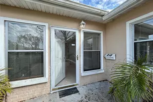 816 62nd Ave NE, Saint Petersburg, FL 33702 - Photo 2