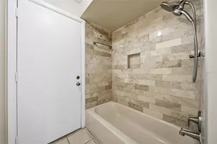 3179 Lake Saxon Dr, Land O Lakes, FL 34639 - Photo 28