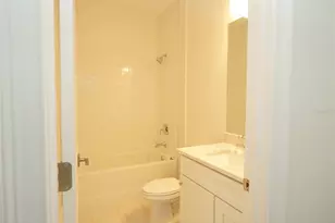 4302 W North B St, Tampa, FL 33609 - Photo 24