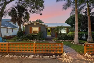 3108 10th St N, Saint Petersburg, FL 33704 - Photo 2