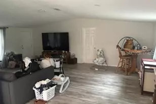 1426 Creekwood Run, Lakeland, FL 33809 - Photo 8