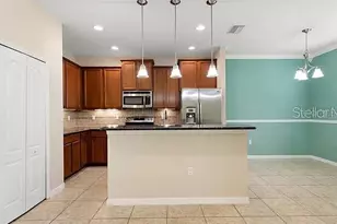 10475 Whittington Ct, Largo, FL 33773 - Photo 6
