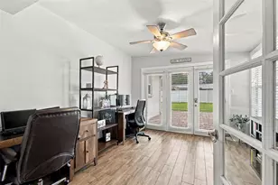 3306 Nakora Dr, Tampa, FL 33618 - Photo 18