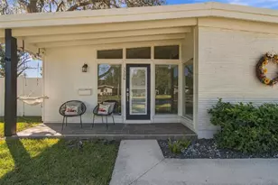 3306 Nakora Dr, Tampa, FL 33618 - Photo 2