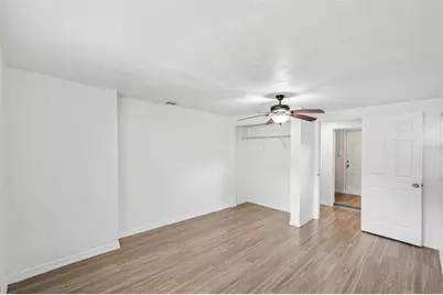 2433 S Ramona Circle, Tampa, FL 33612 - Photo 12