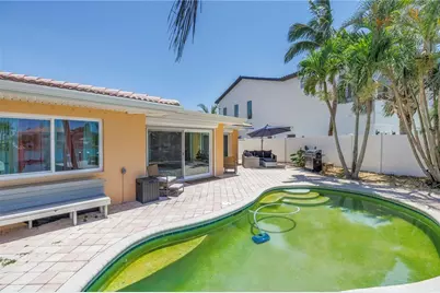 10128 Yacht Club Drive, Treasure Island, FL 33706 - Photo 44