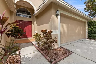 17504 Woodthrush Place, Tampa, FL 33647 - Photo 4
