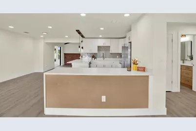 720 Sailfish Drive, Brandon, FL 33511 - Photo 6