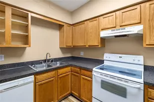 1650 49th Ave N, Saint Petersburg, FL 33714 - Photo 16