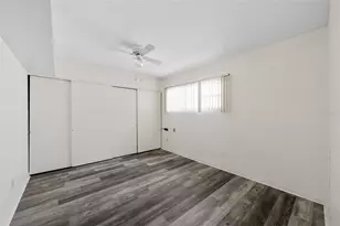 13940 Anona Heights Dr, Largo, FL 33774 - Photo 12
