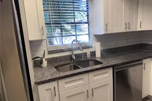 3418 Sunrise Villas Ct N, Tampa, FL 33614 - Photo 14