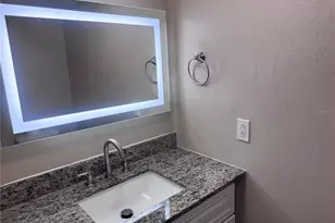 3418 Sunrise Villas Ct N, Tampa, FL 33614 - Photo 22