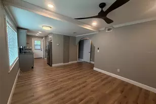 101 W Lemon St, Tarpon Springs, FL 34689 - Photo 6