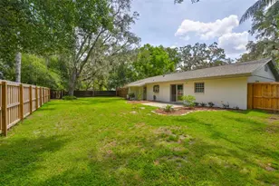 121 Windy Cir, Brandon, FL 33511 - Photo 32