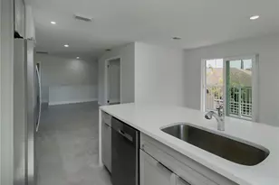 310 Hibiscus St, Tarpon Springs, FL 34689 - Photo 24