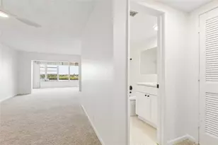 1847 Shore Dr, South Pasadena, FL 33707 - Photo 14