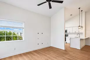 6924 Stonesthrow Cir N, Saint Petersburg, FL 33710 - Photo 12