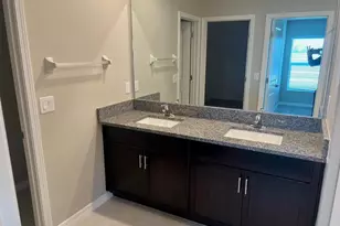 15420 Miller Creek Dr, Sun City Center, FL 33573 - Photo 4