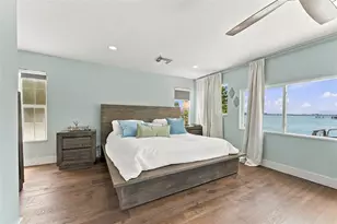 135 Harbor Dr, Palm Harbor, FL 34683 - Photo 22