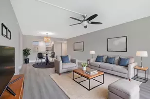 7645 Sun Island Dr S, South Pasadena, FL 33707 - Photo 12