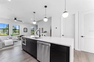 1218 E Kay St, Tampa, FL 33602 - Photo 10