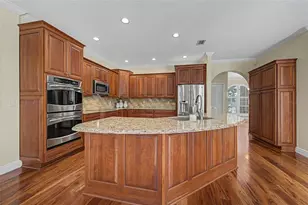 1558 E Lake Woodlands Pkwy, Oldsmar, FL 34677 - Photo 8