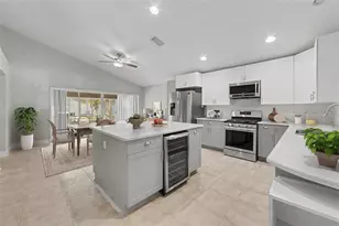 6241 Crickethollow Dr, Riverview, FL 33578 - Photo 4