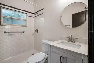 2111 Burlington Ave N, Saint Petersburg, FL 33713 - Photo 24