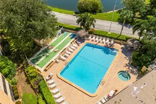2616 Cove Cay Dr, Clearwater, FL 33760 - Photo 10