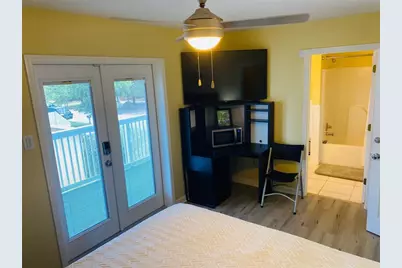 1826 58th Street S, Gulfport, FL 33707 - Photo 18