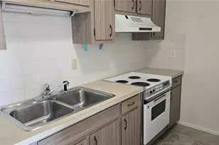 4365 Tahitian Gardens Cir, Holiday, FL 34691 - Photo 6
