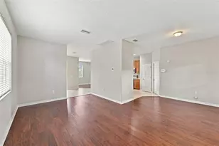 8826 Royal Enclave Blvd, Tampa, FL 33626 - Photo 6