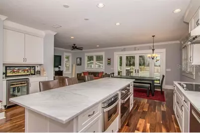 905 S Bruce Street, Tampa, FL 33606 - Photo 10
