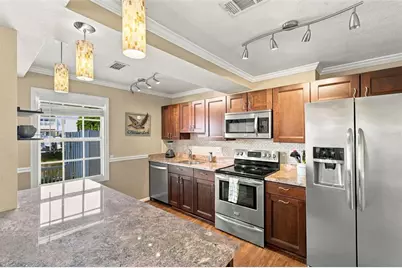 4945 Coquina Key Drive SE #C, Saint Petersburg, FL 33705 - Photo 4
