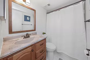 5650 Escondida Blvd S, Saint Petersburg, FL 33715 - Photo 22