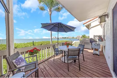 5650 Escondida Boulevard S, Saint Petersburg, FL 33715 - Photo 1