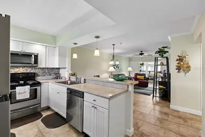10190 Imperial Point Drive W #24, Largo, FL 33774 - Photo 4