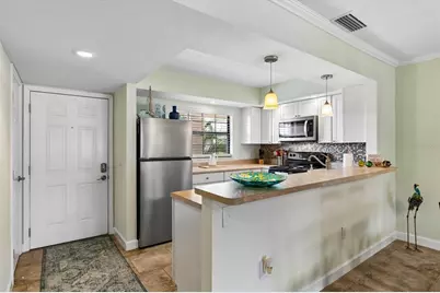 10190 Imperial Point Drive W #24, Largo, FL 33774 - Photo 8