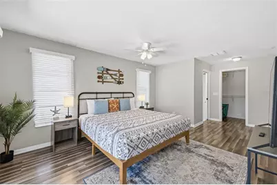9542 Oakhurst Road, Seminole, FL 33776 - Photo 12