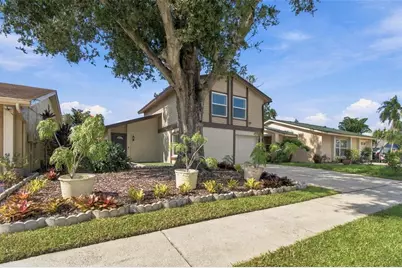 4830 Grove Point Drive, Tampa, FL 33624 - Photo 4