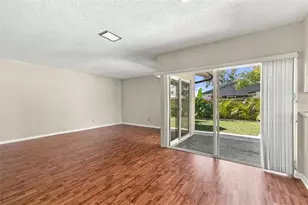 4830 Grove Point Dr, Tampa, FL 33624 - Photo 12