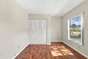 4830 Grove Point Dr, Tampa, FL 33624 - Photo 22