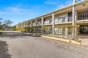 5221 Bayshore Blvd, Tampa, FL 33611 - Photo 2