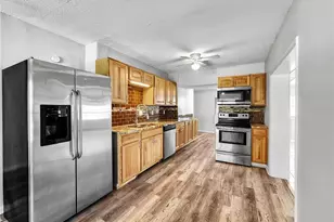 841 La Plaza Ave S, Saint Petersburg, FL 33707 - Photo 4